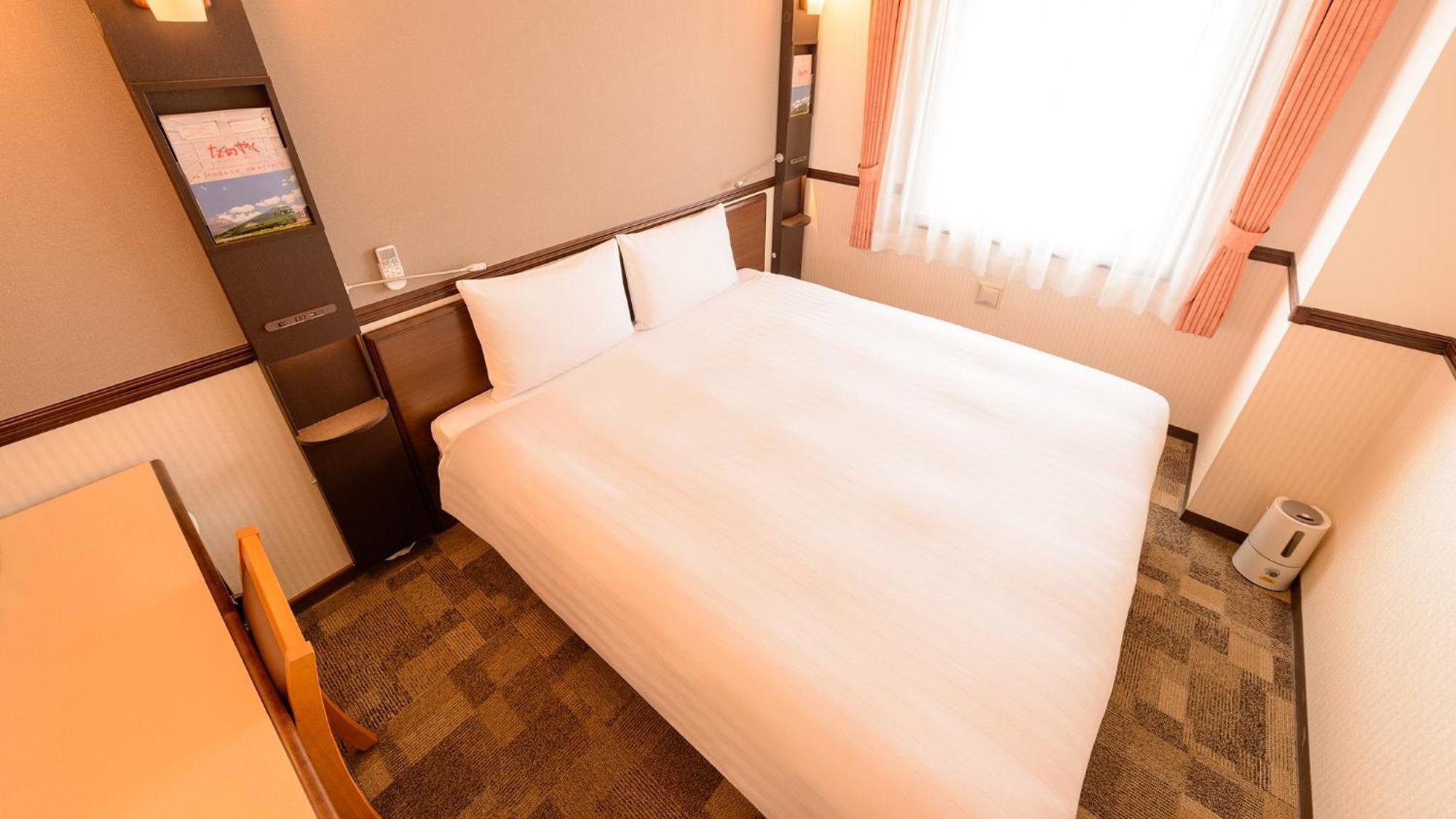 Toyoko Inn Hon-Atsugi-Eki Minami-Guchi Habitación foto